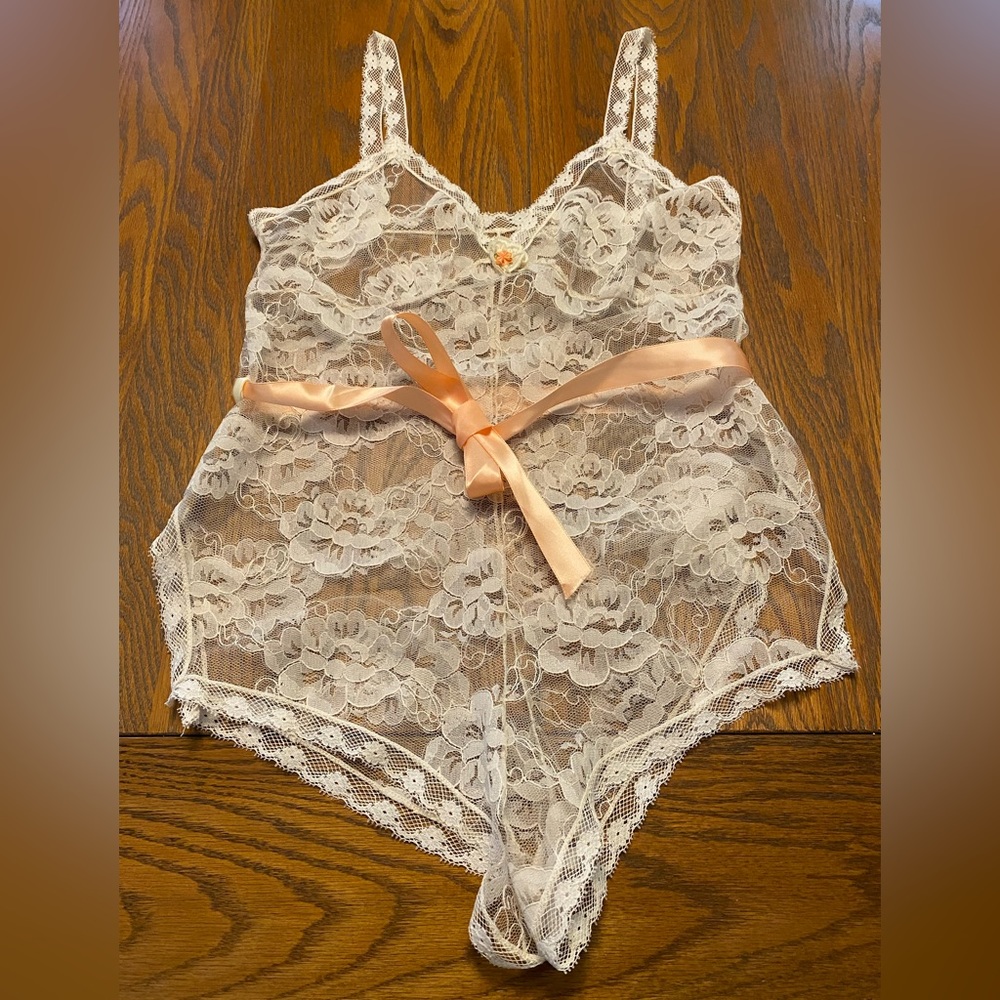 VTG Millicent & Joie De Vie Lingerie 60s/70’s Ivory Lace Teddy & Trousseau S EUC